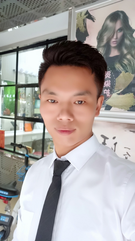 阳光男士的第一张照片--陕西上门女婿服务网