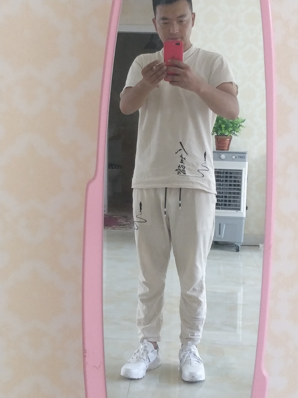 一天一根烟的第一张照片--陕西上门女婿服务网